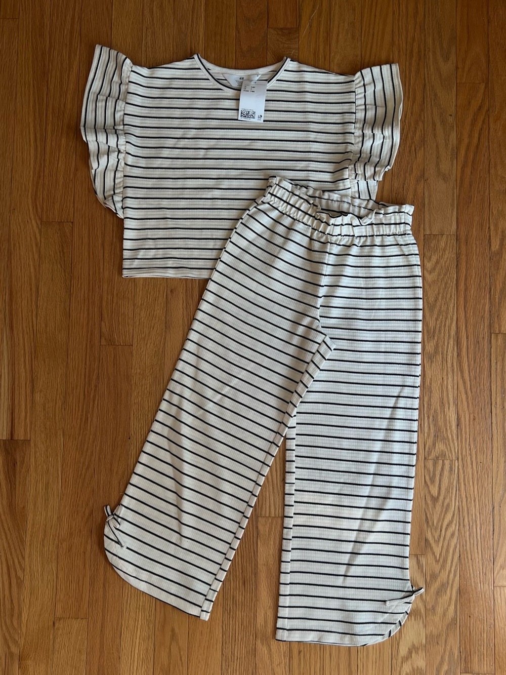 H&M Girls Black & Cream Striped Jersey Set